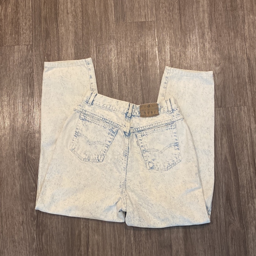Vintage light acid wash 900 series Levi’s
